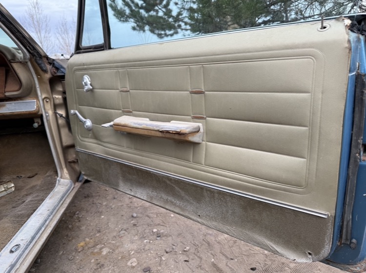 
								1966 Chevrolet Impala SS full									
