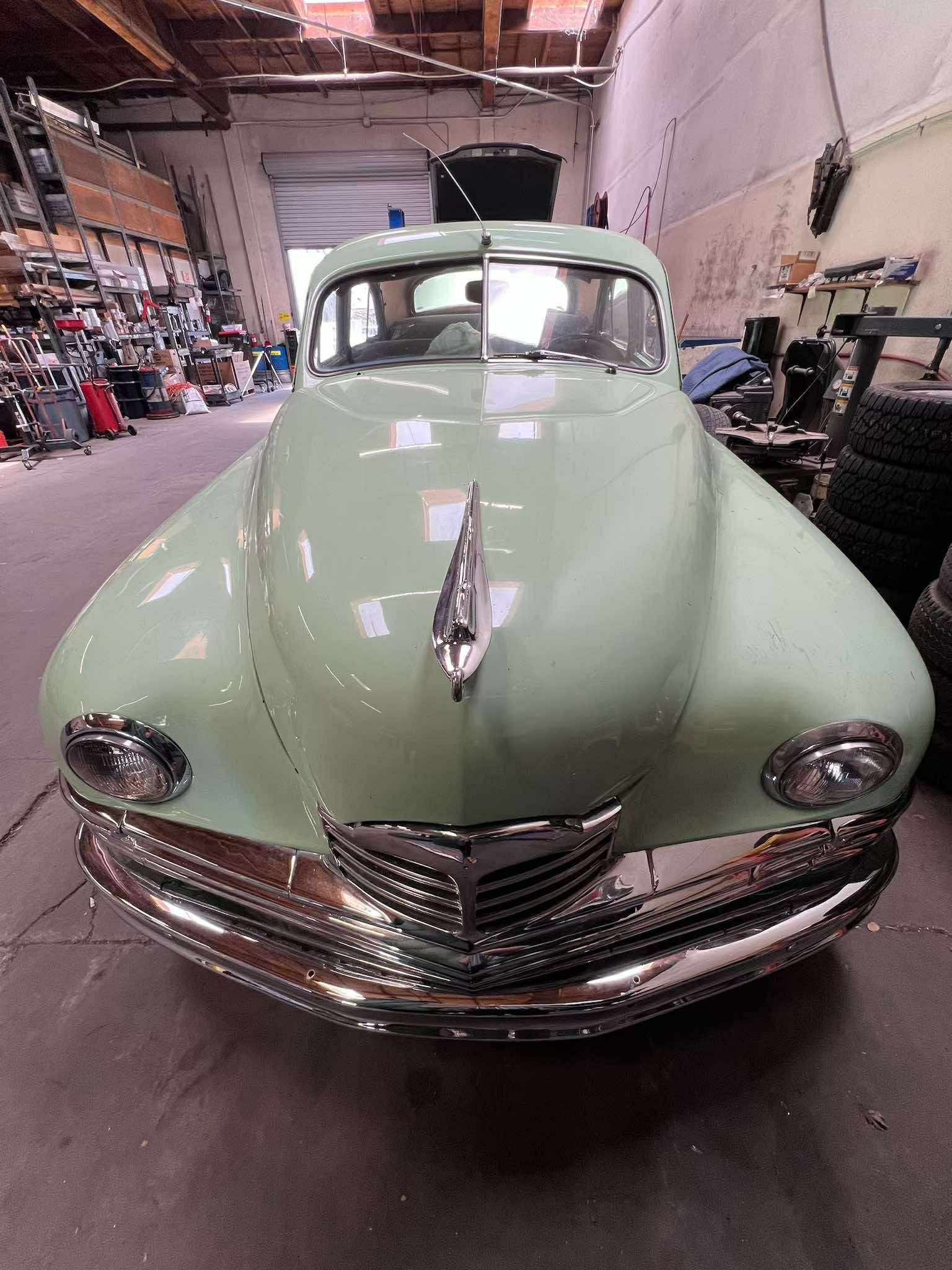 
								1950 Packard Sedan full									