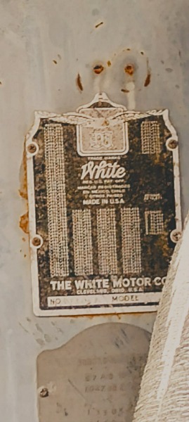 
								1967 White 3000 COE full									