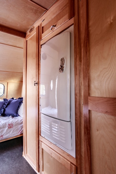 
								1950 Airfloat Land Yacht full									
