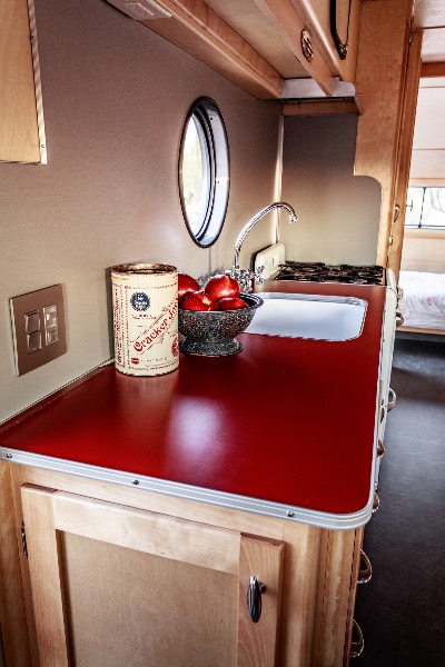 
								1950 Airfloat Land Yacht full									