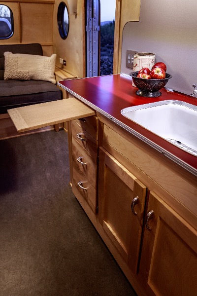 
								1950 Airfloat Land Yacht full									