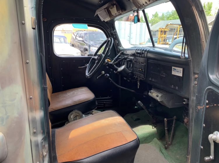 
								1942 Dodge Power Wagon Ambulance full									