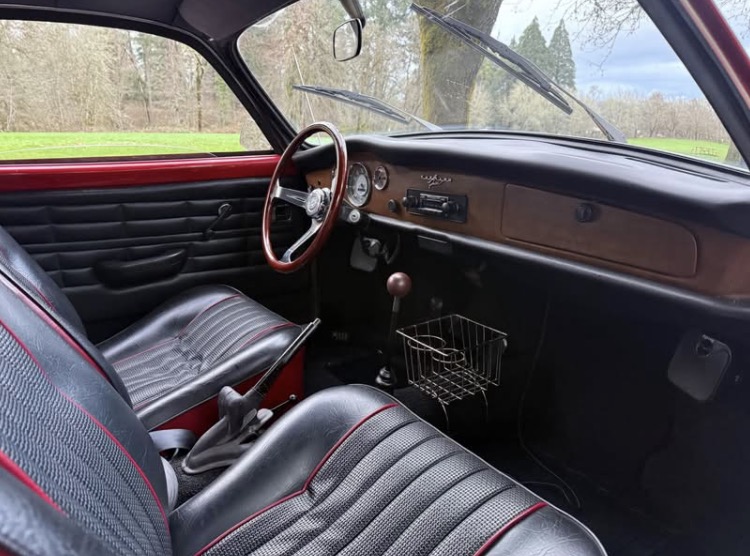 
								1968 Volkswagen Karmann Ghia full									
