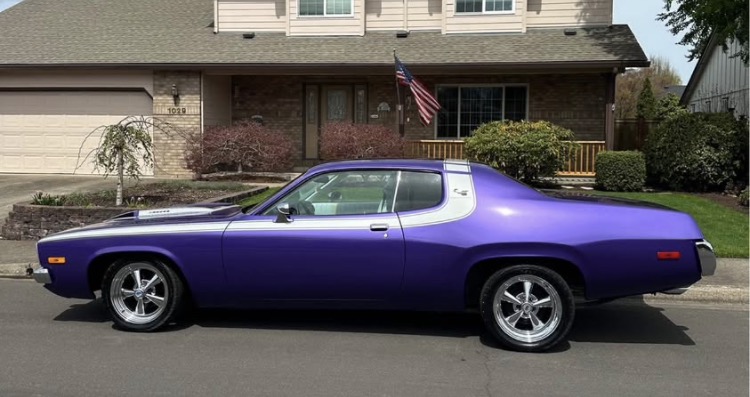 
								1974 Plymouth Roadrunner full									