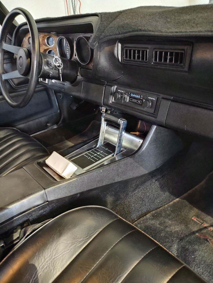 
								1971 Chevrolet Camaro full									