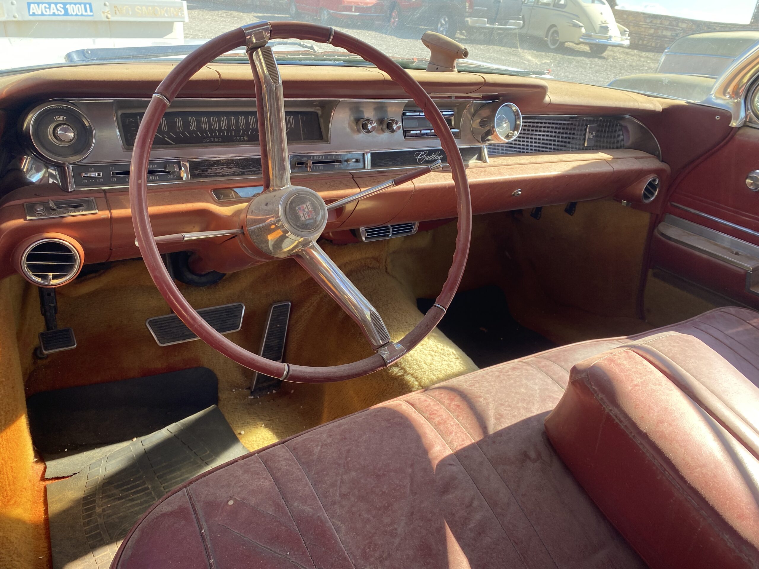 
								1962 Cadillac Series 62 Hardtop full									