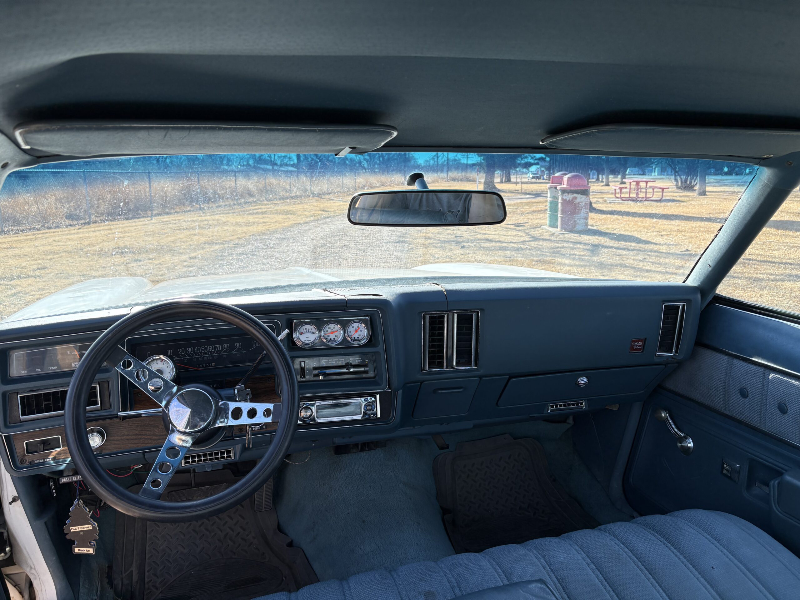 
								1976 Chevrolet Malibu Classic full									