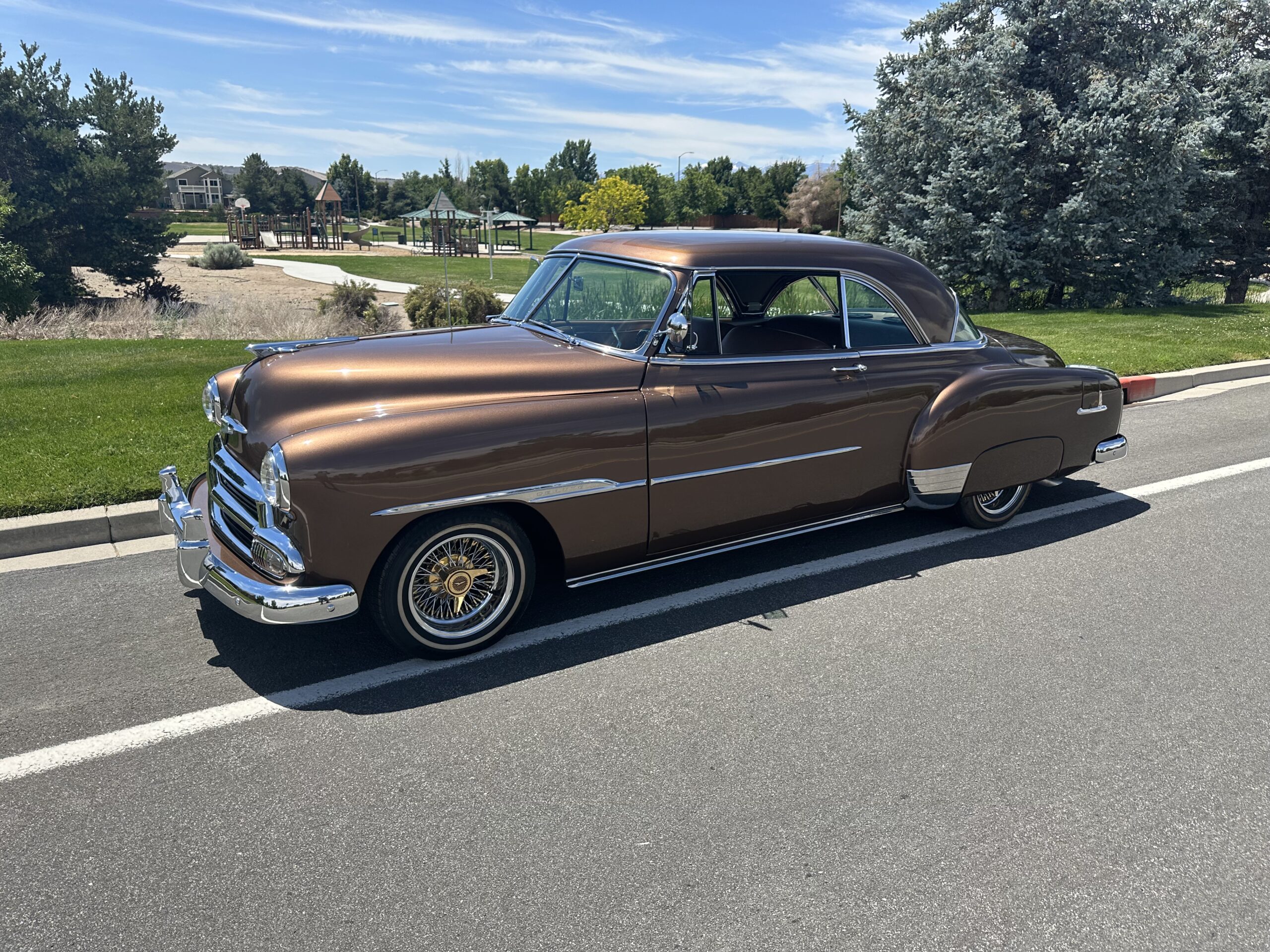 
								1951 Chevrolet Deluxe full									