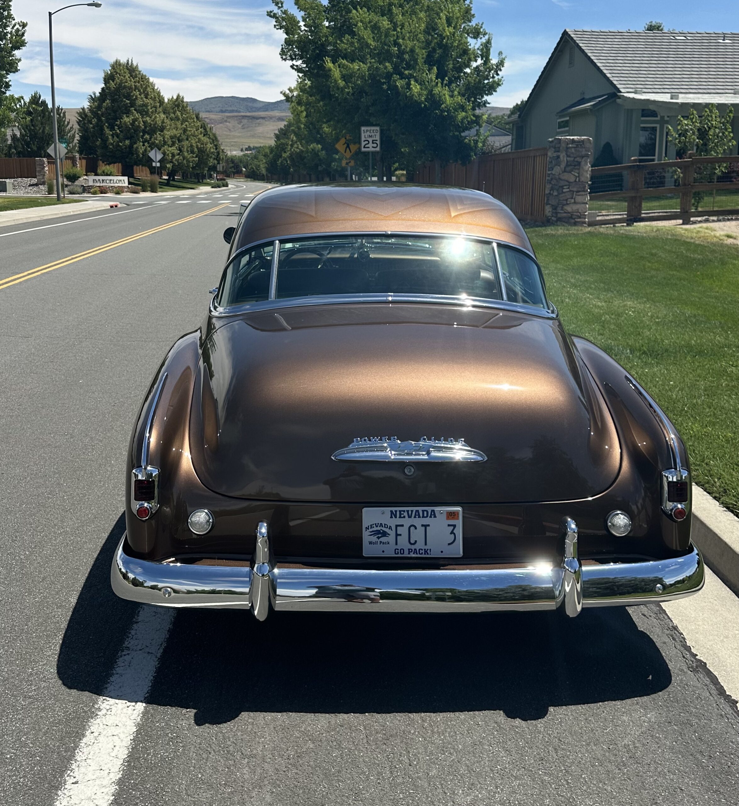
								1951 Chevrolet Deluxe full									