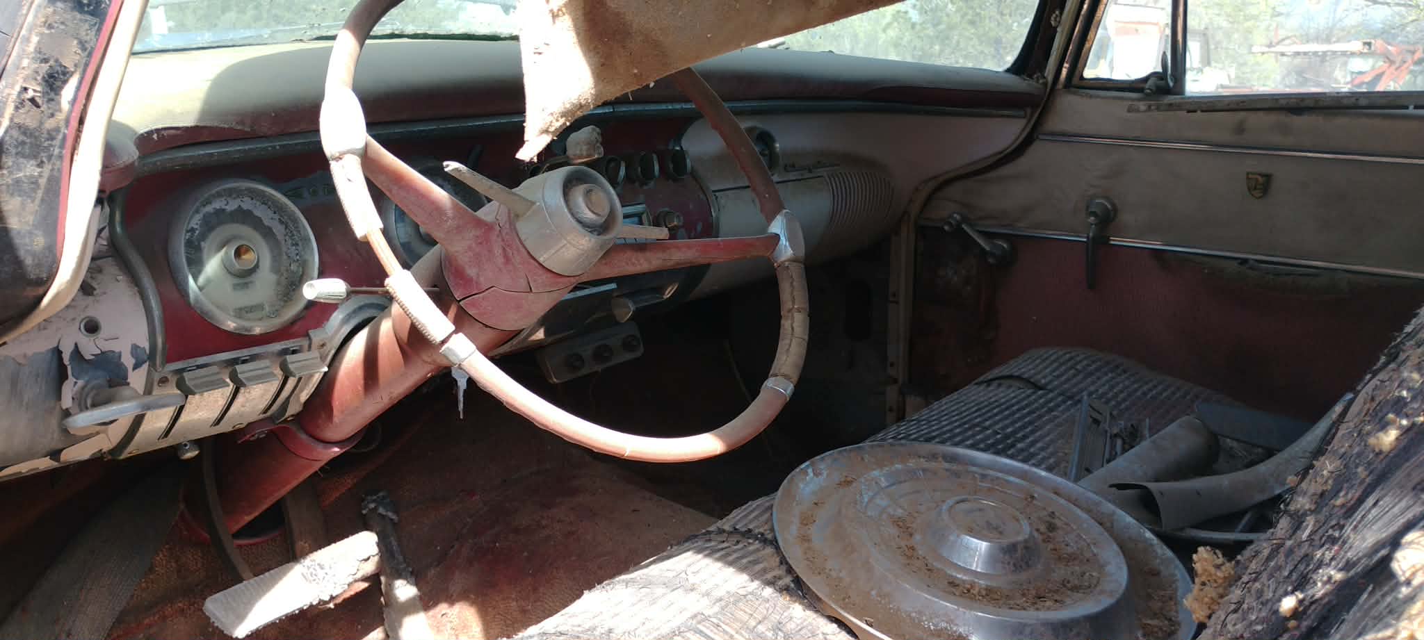 
								1955 Chrysler New Yorker Deluxe full									