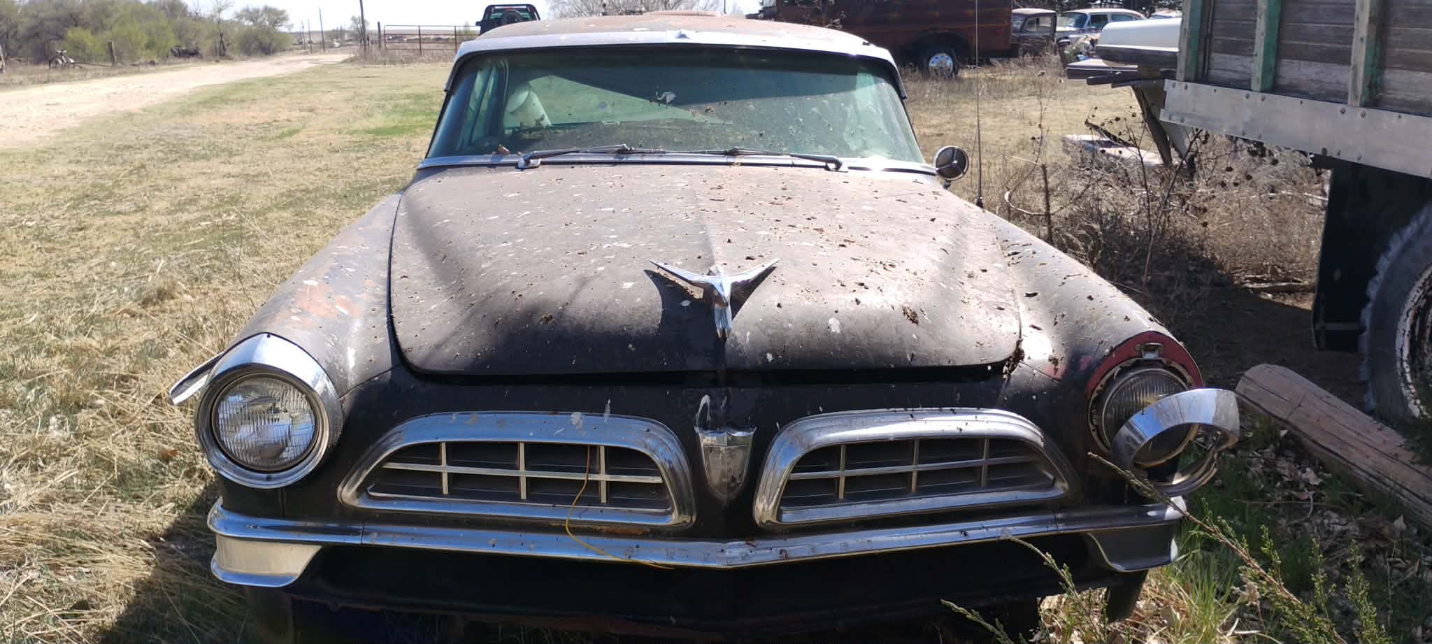 
								1955 Chrysler New Yorker Deluxe full									