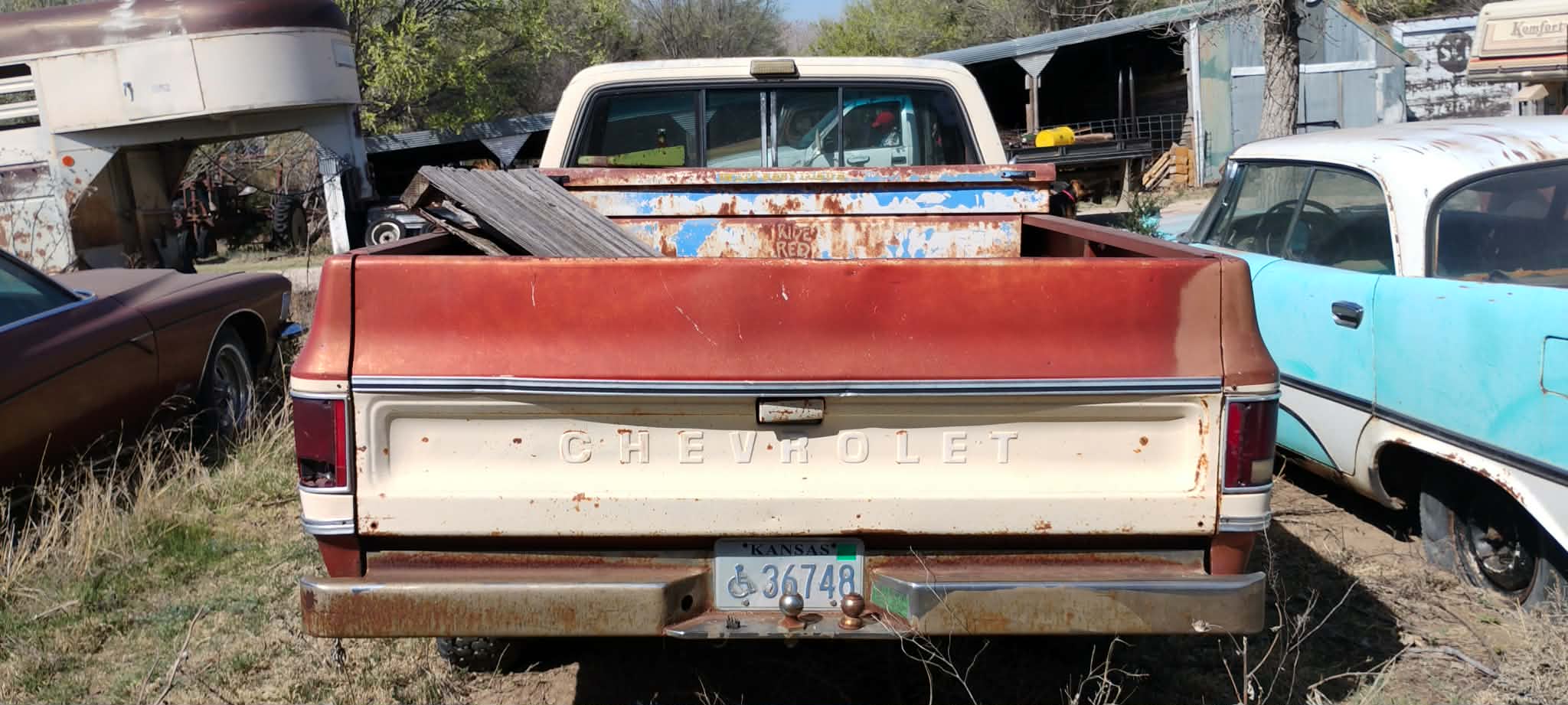 
								1973 Chevrolet C10 full									