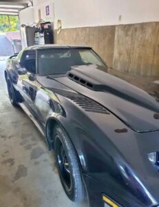 1977 Chevrolet Corvette · Coupe 2D