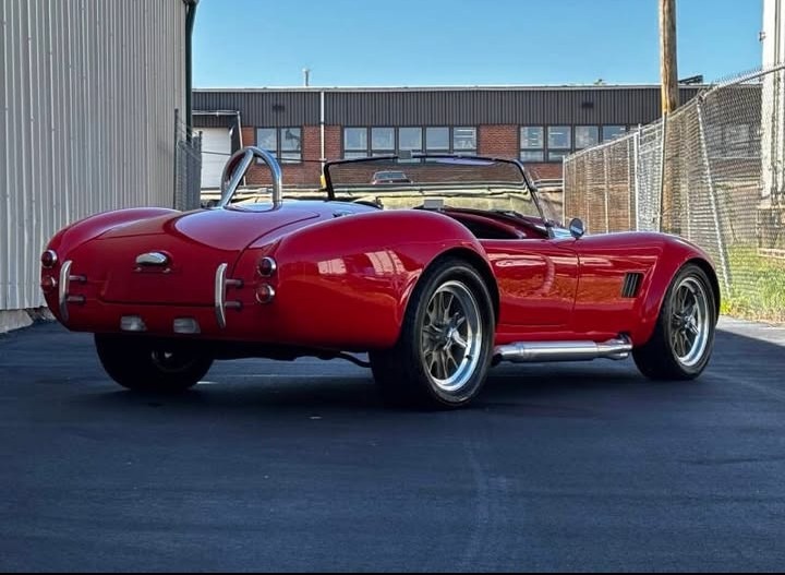 
								1965 Shelby Cobra Replica full									