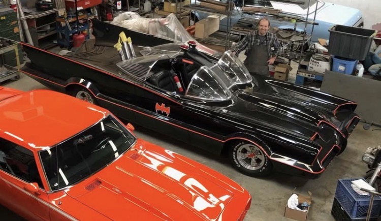 
								1957 Lincoln Premiere Batmobile Replica full									