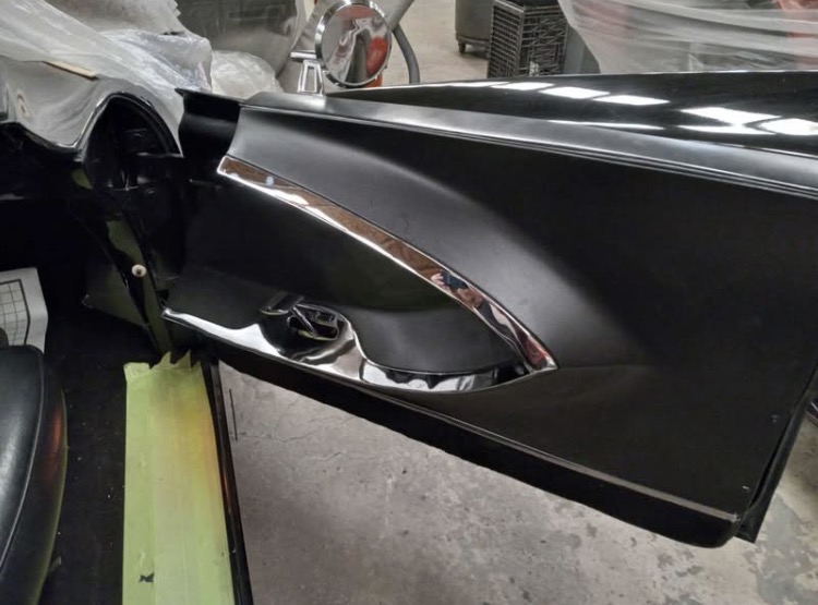 
								1957 Lincoln Premiere Batmobile Replica full									
