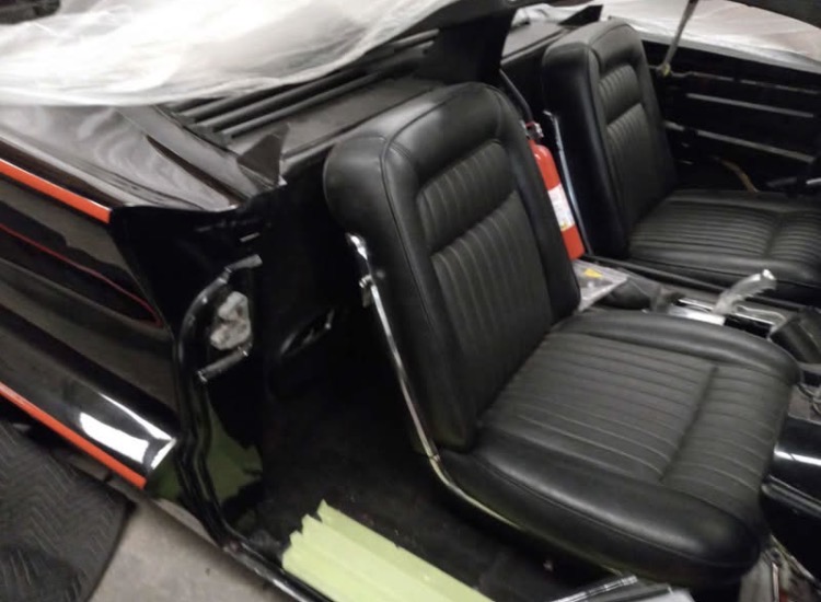 
								1957 Lincoln Premiere Batmobile Replica full									