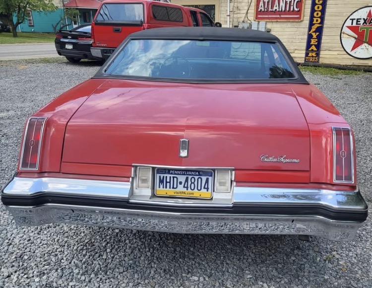 
								1976 Oldsmobile Cutlass Supreme full									