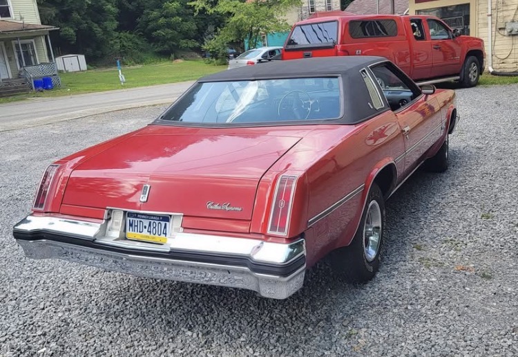 
								1976 Oldsmobile Cutlass Supreme full									