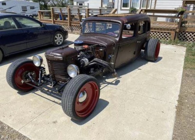 
								1935 Hudson Rat Rod full									