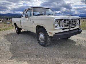 1977 Dodge W200 4×4