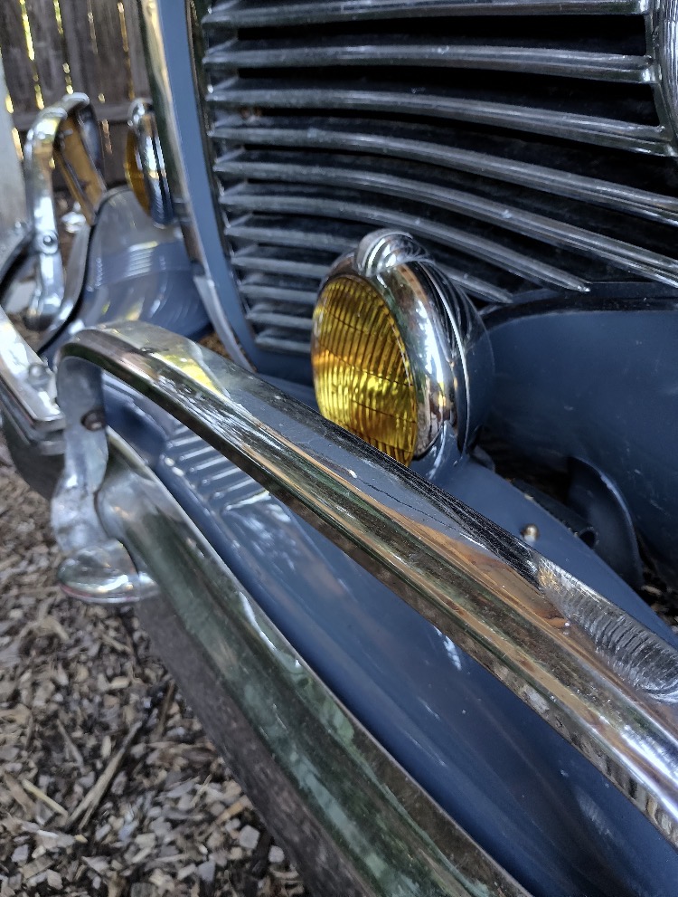 
								1941 Dodge Luxury Liner full									
