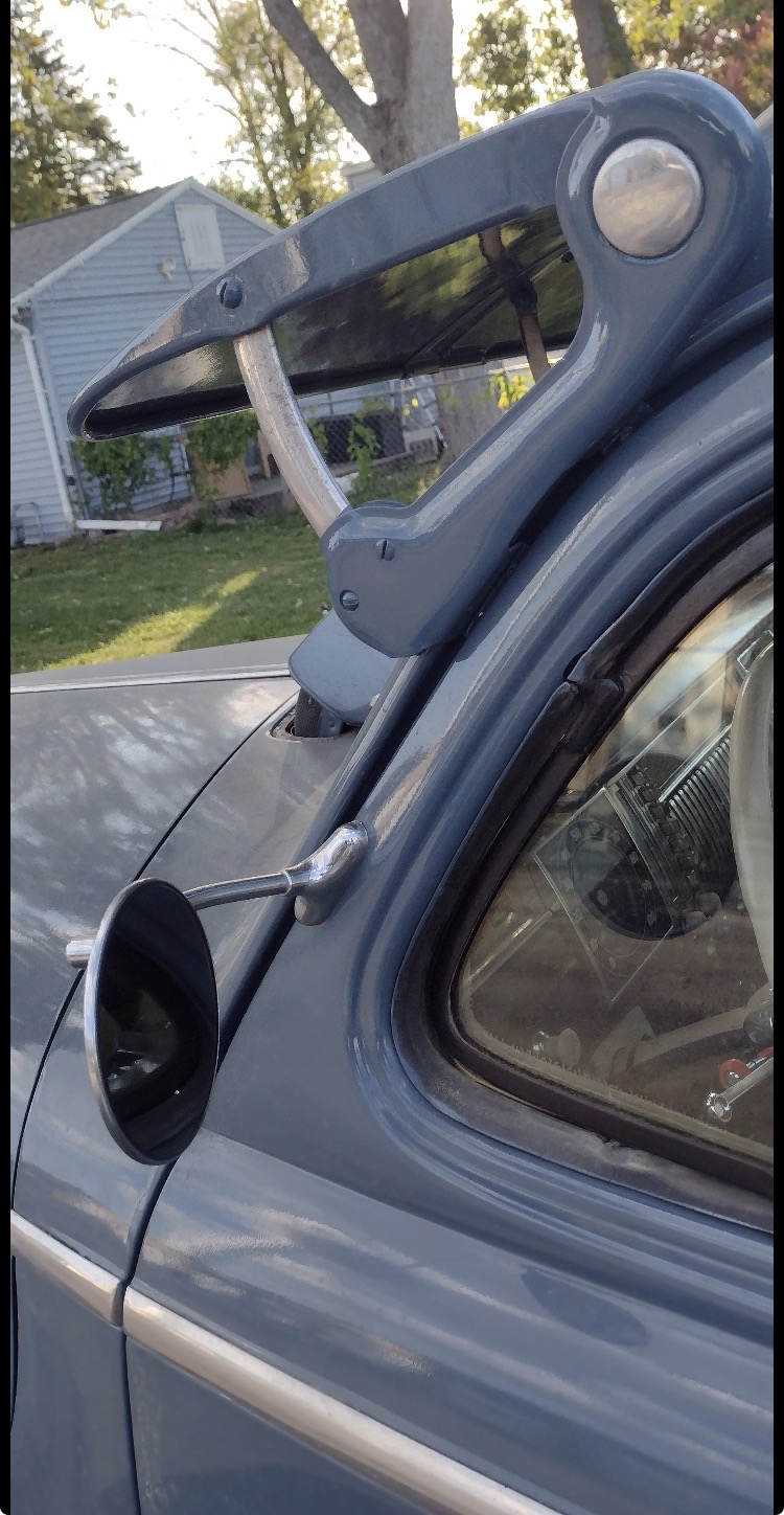 
								1941 Dodge Luxury Liner full									