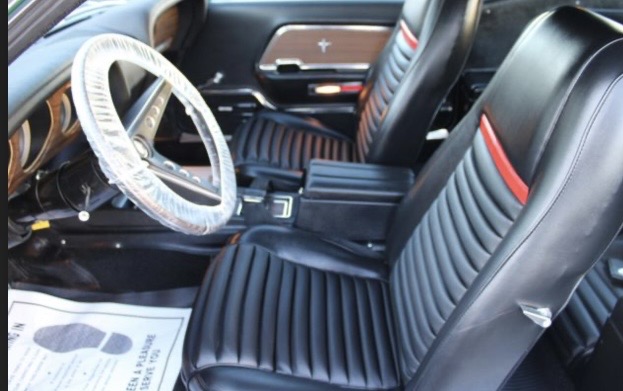 
								1969 Ford Mustang Mach 1 full									