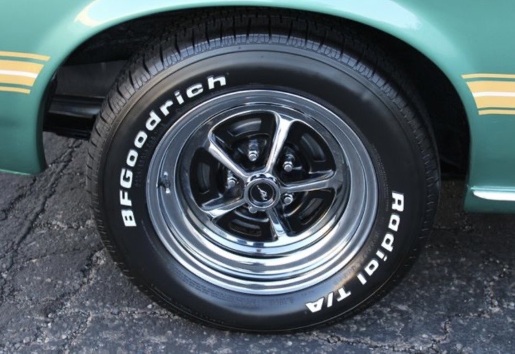
								1969 Ford Mustang Mach 1 full									