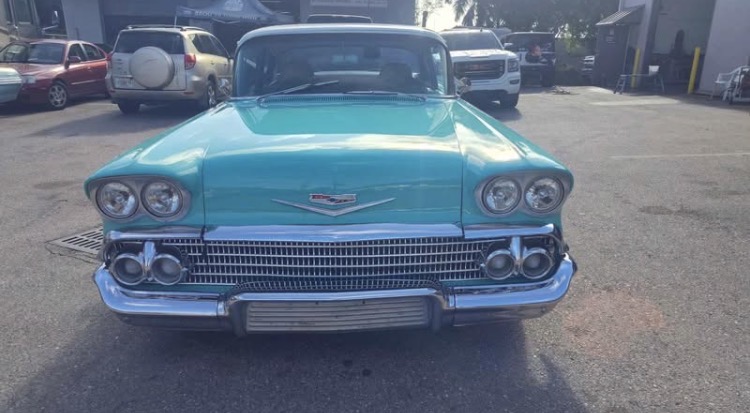 
								1958 Chevrolet Biscayne full									