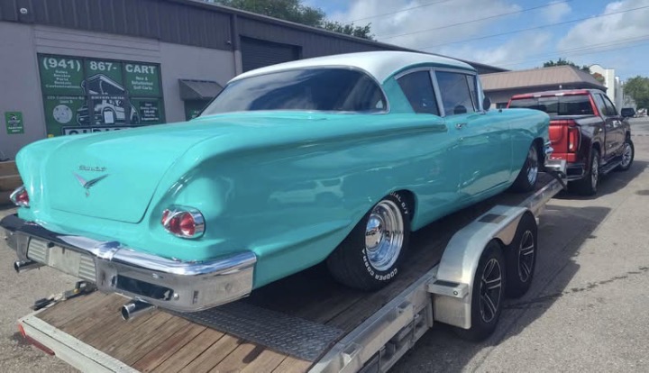 
								1958 Chevrolet Biscayne full									
