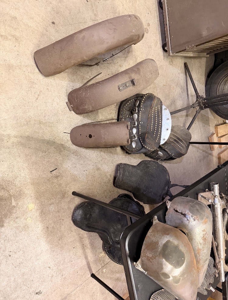 
								1937 Indian Motorcycle Project full									