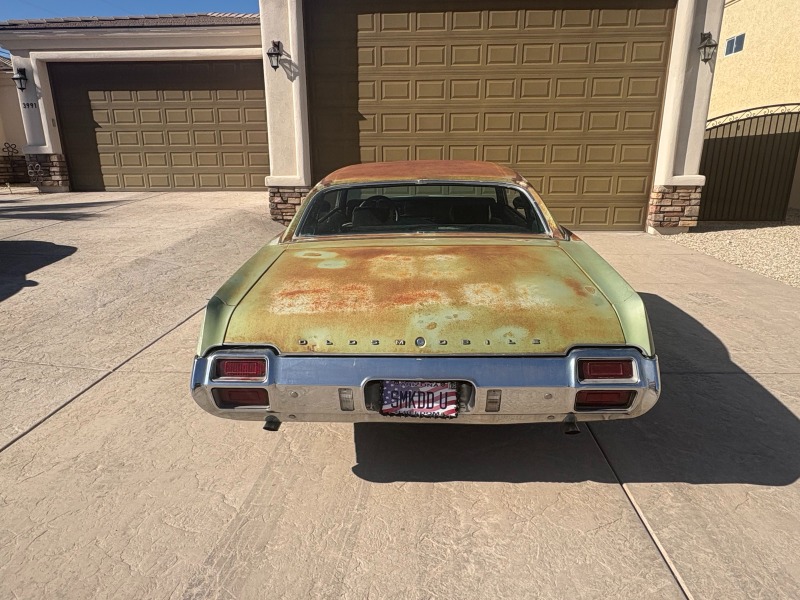
								1971 Oldsmobile Cutlass Supreme full									