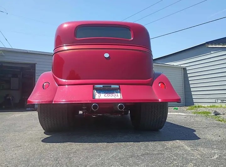 
								1933 Ford Victoria full									