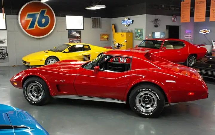 
								1977 Chevrolet Corvette Coupe full									