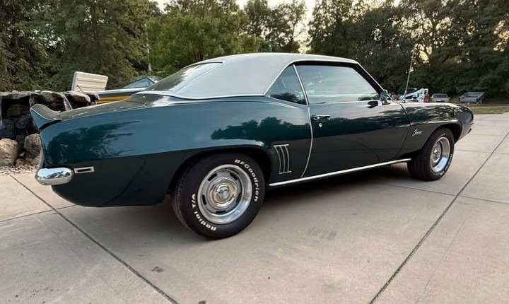 
								1969 Chevrolet Camaro full									