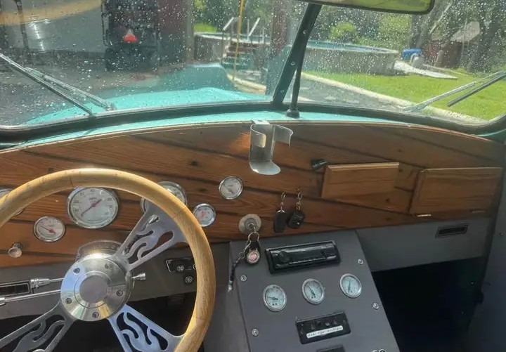 
								1949 Studebaker Pickup full									
