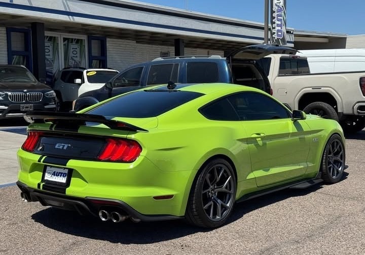 
								2020 Ford Mustang GT Premium full									