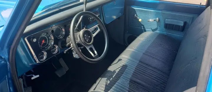
								1971 Chevrolet C10 Custom full									