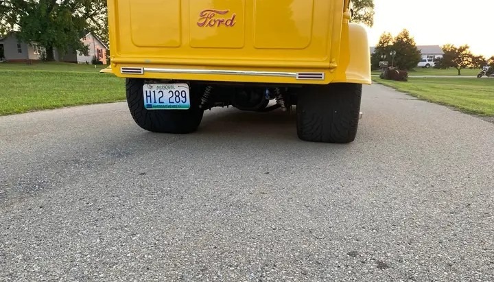 
								1941 Ford Roadster Pickup full									
