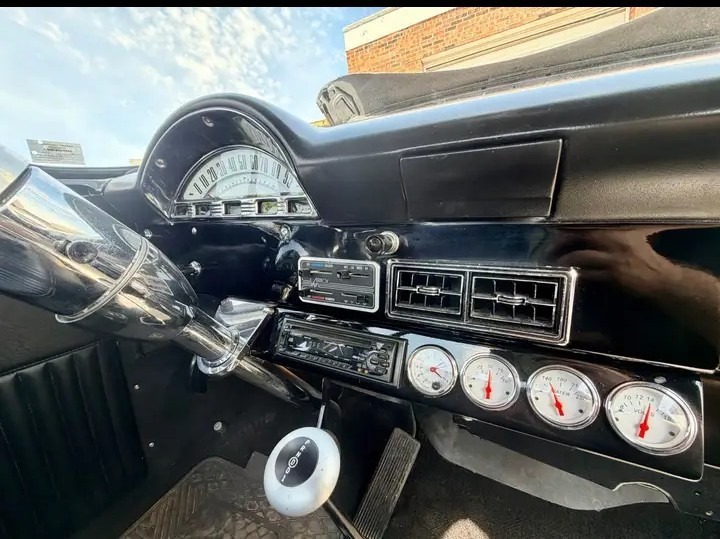 
								1956 Ford F100 full									
