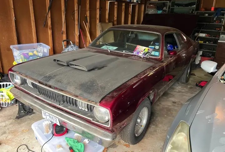 
								1971 Plymouth Duster full									