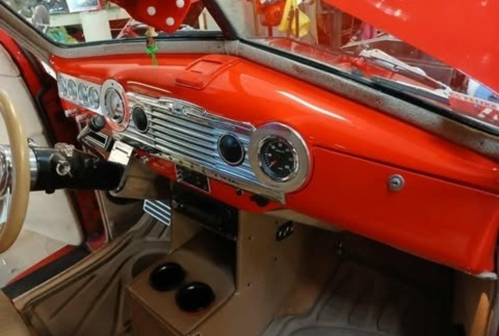 
								1948 Chevrolet Stylemaster full									