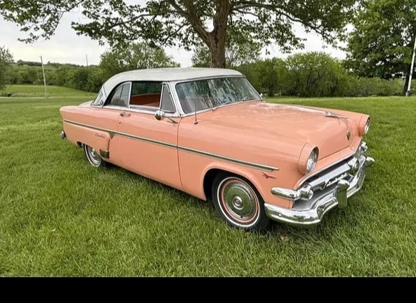
								1954 Ford Crown Victoria full									