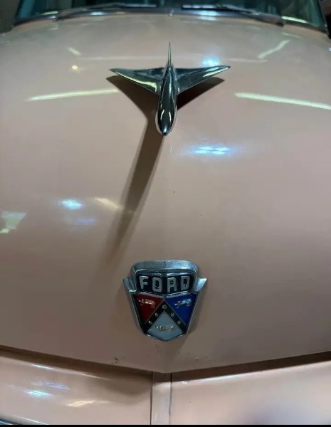 
								1954 Ford Crown Victoria full									