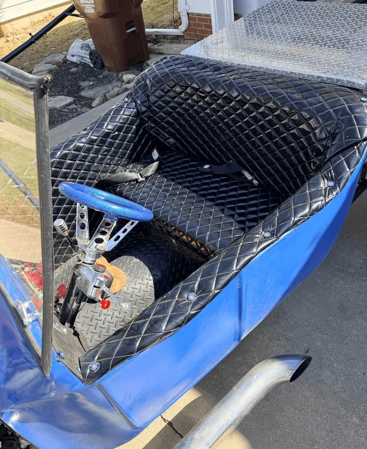 
								1923 Ford T-Bucket full									