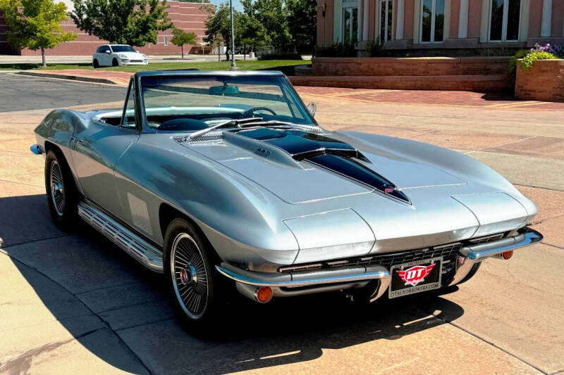 
								1967 Chevrolet Corvette full									