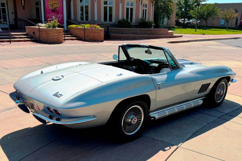 
								1967 Chevrolet Corvette full									