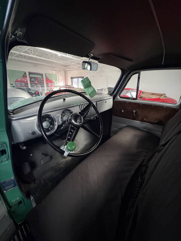
								1954 Chevrolet 3100 full									